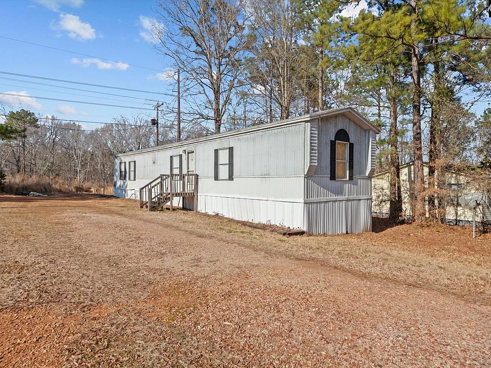 2nd image of 303 Crane Creek Dr