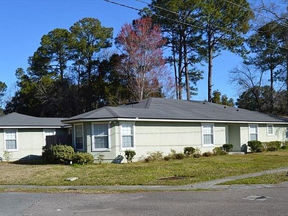5th image of 3953 Owen Ave