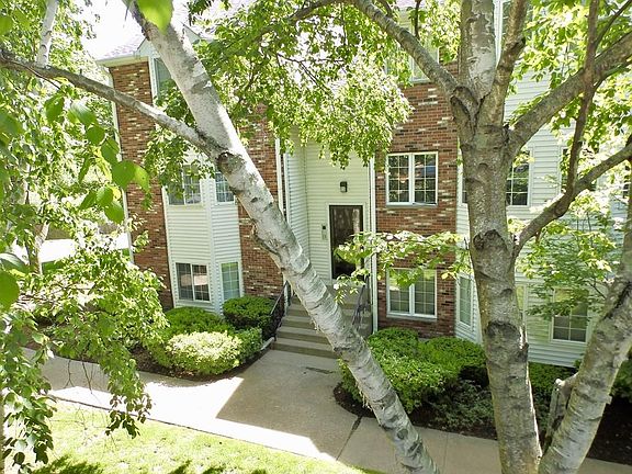 5th image of 116 Tall Oaks Dr Unit B