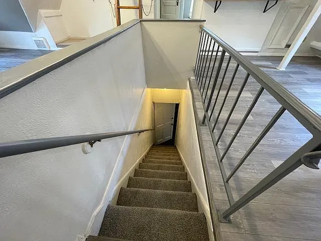 1 bed, 700 sqft, $1,800 — Photo 2