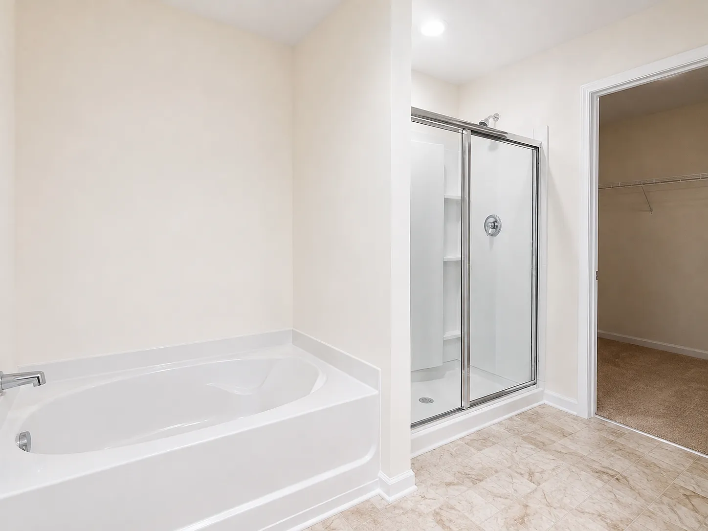 4 bed, 2.5 bath, 2175 sqft, $2,400 — Photo 4
