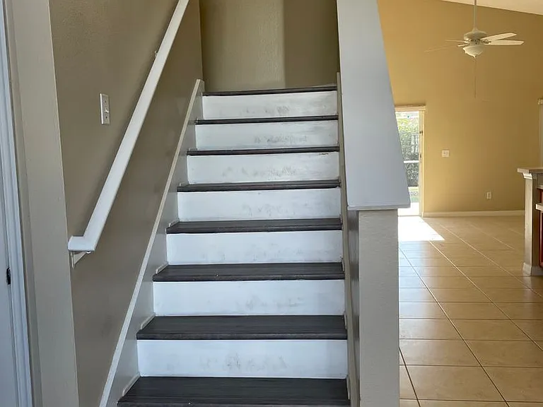 421 Lockbreeze Dr — Photo 35