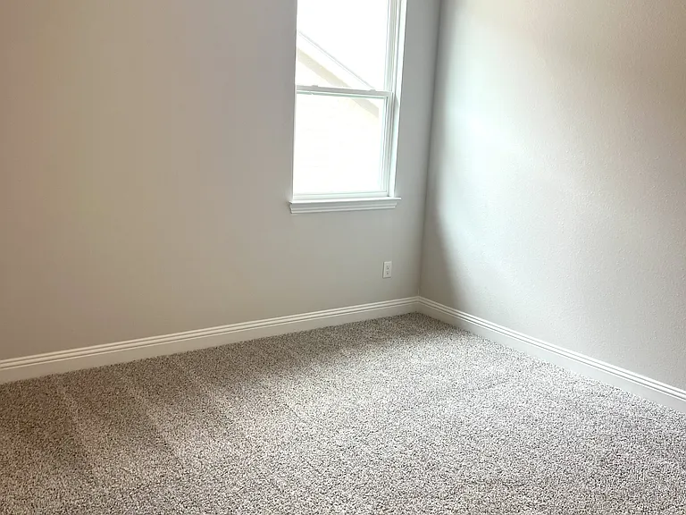 3010 Camilli Cv — Photo 17