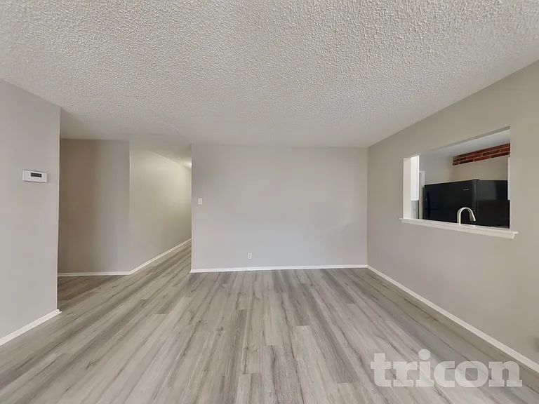 5223 Tom Stafford Dr — Photo 2
