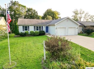 667 Winesap Cir, Howard, OH 43028