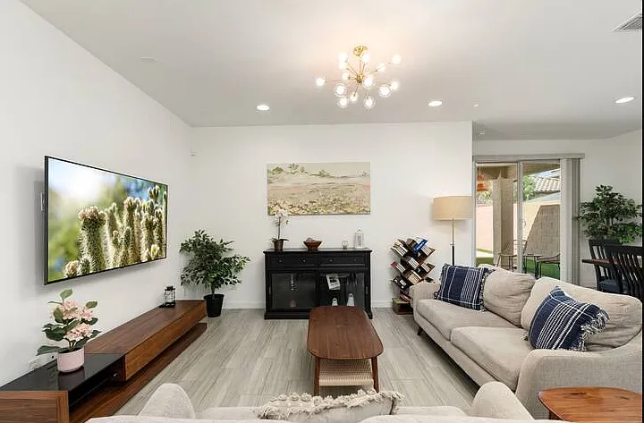3 bed, 1399 sqft, $3,000 — Photo 3