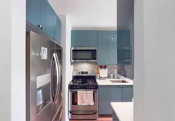 5th image of 48-19 43rd St APT 5D