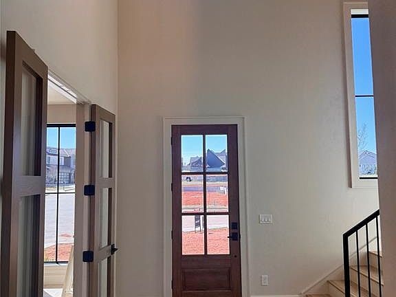 5th image of 2009 Colonial Way