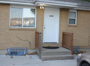 4850 NW Homestead Rd, Riverside, MO 64150