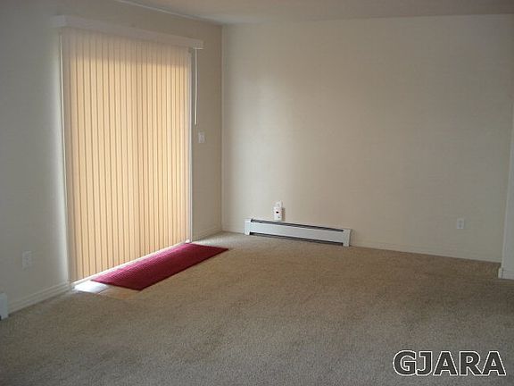 5th image of 2520 Garnet Ave #5A