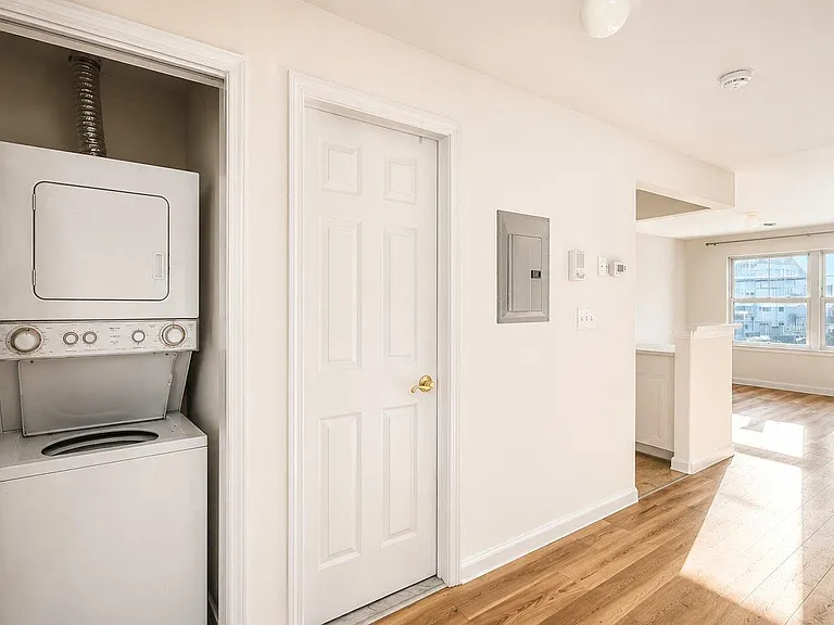 172 White Sands Way #B — Photo 9