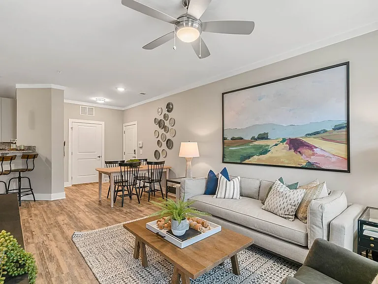 Reserve at Greenwood — Photo 6
