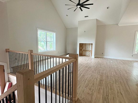 4th image of 7648 Noah Reid Rd