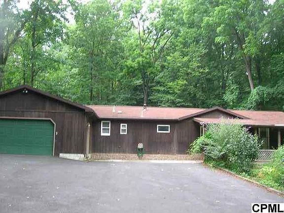 3rd image of 88 Hilltop Ln
