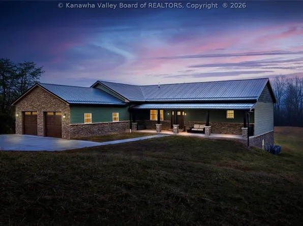 2885 Emma Rd, Ripley, WV 25271