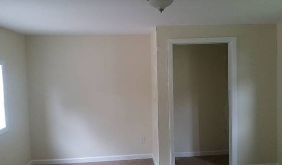 3rd image of 165 Jules Ave