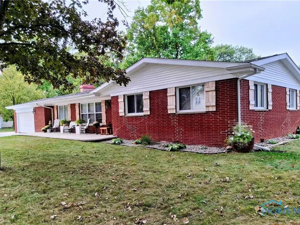 826 Parkview Ave, Bryan, OH 43506