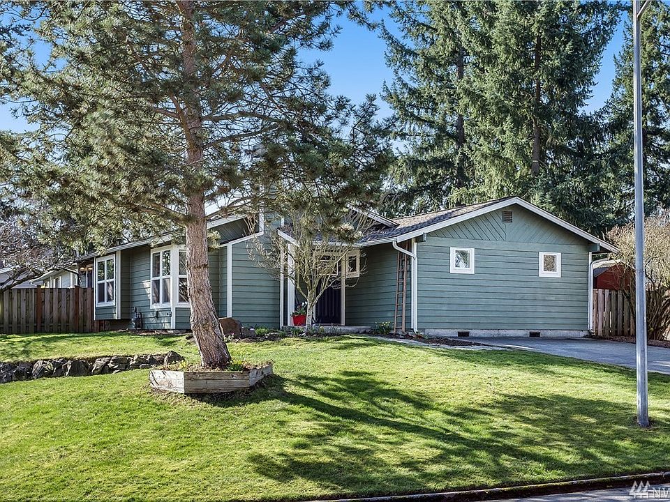 1st image of 12427 NE 157th St