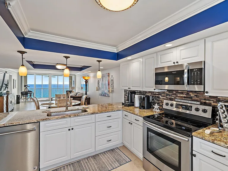 840 Ocean Dr #905 — Photo 6