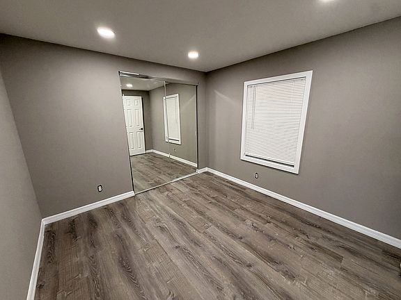 5th image of 945 Santa Fe Dr #209