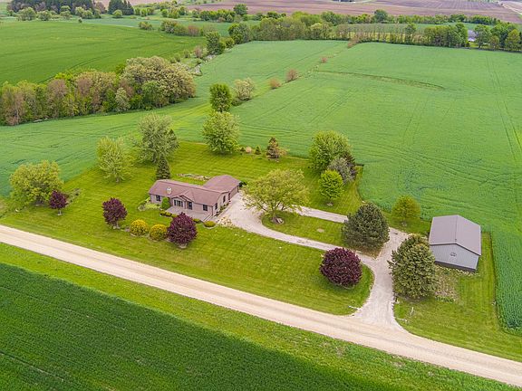 4th image of 8086 Kane Rd