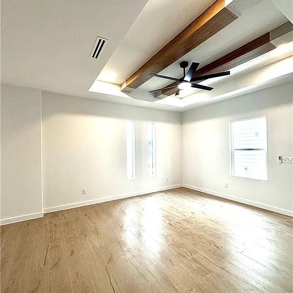 2903 Four Estevan St — Photo 17