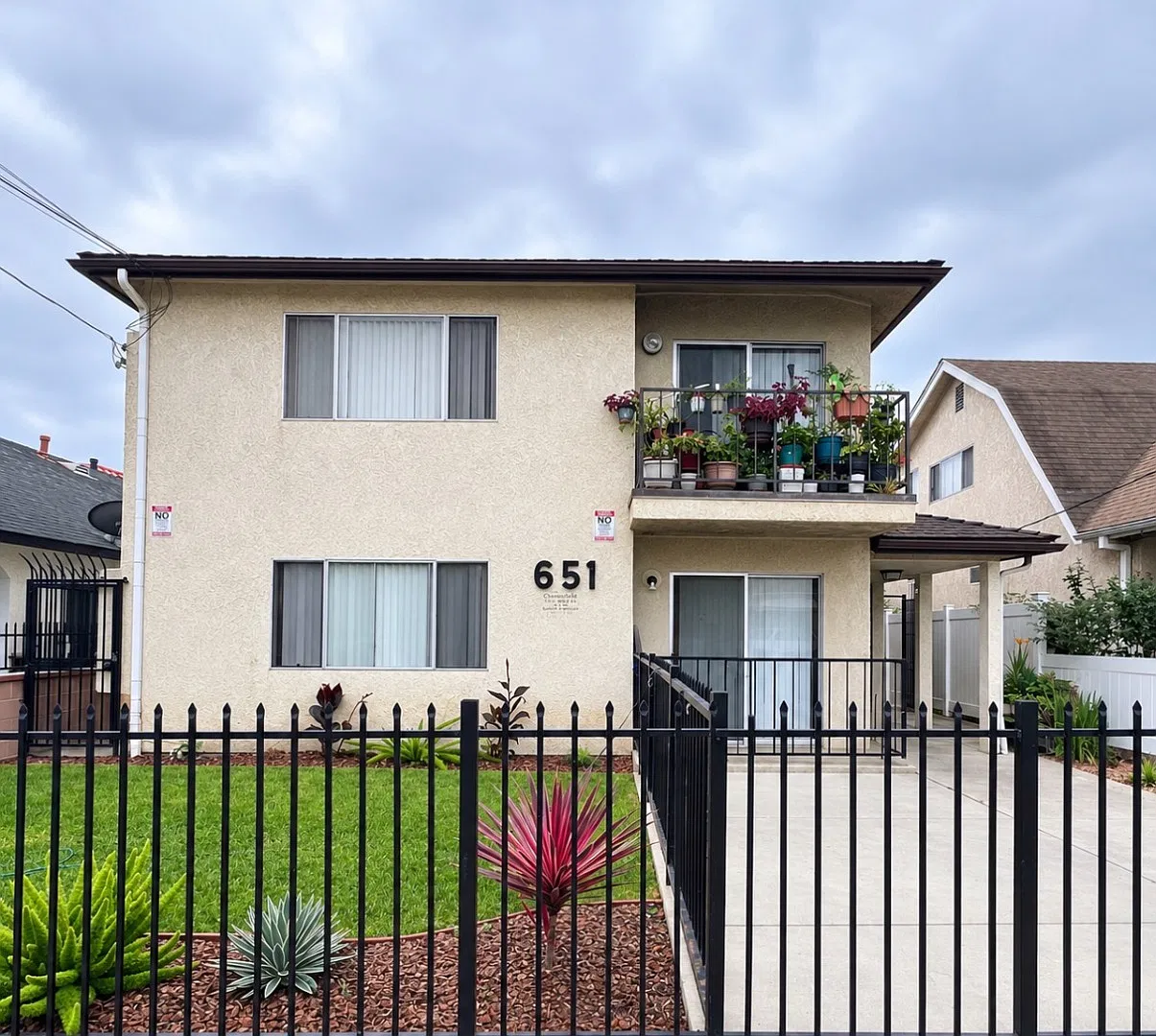 Light-Filled 4-Bed in San Pedro | Garage Parking, Utilities Included, Prime Location — Photo 1