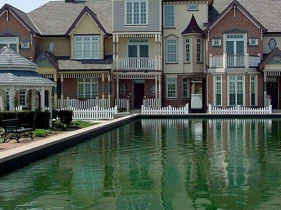 1st image of 4151 Royal Mews Cir