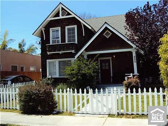 2nd image of 909 Newport Ave