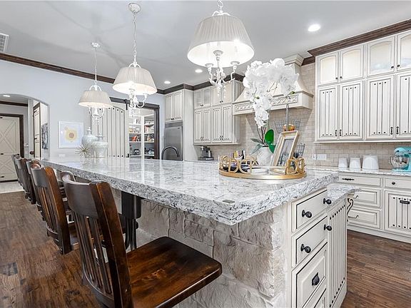 2nd image of 15713 Cambria Ct
