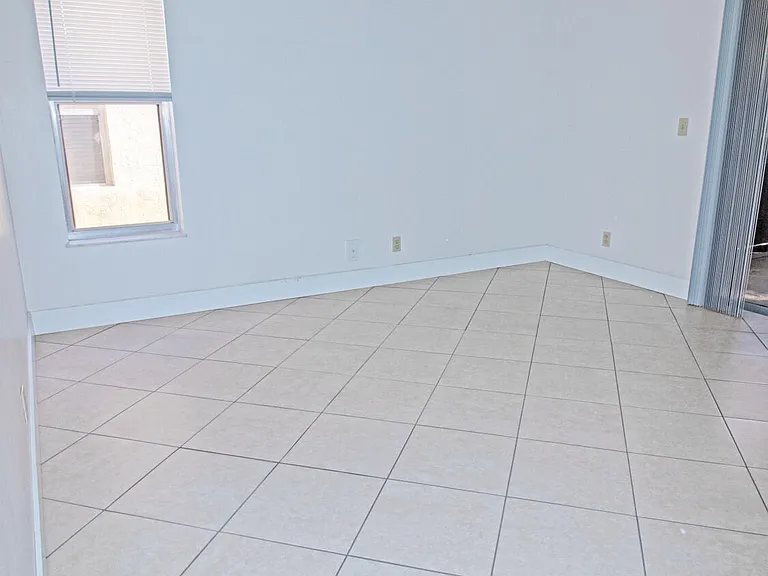 8883 SE Hobe Ridge Ave — Photo 30