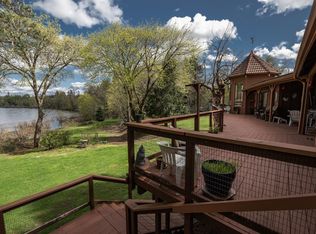 4557 Riverbanks Rd, Grants Pass, OR 97527