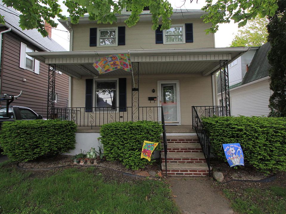1st image of 156 E Bennett St
