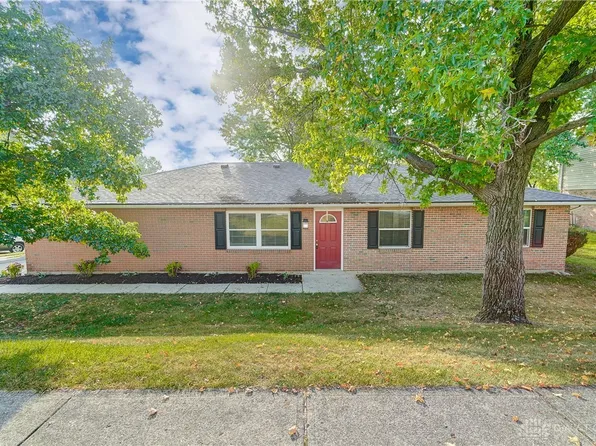 1400 Sherwood Forest Dr, Dayton, OH 45449