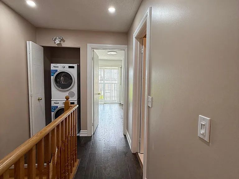 262 Saint Helens Ave #213 — Photo 9