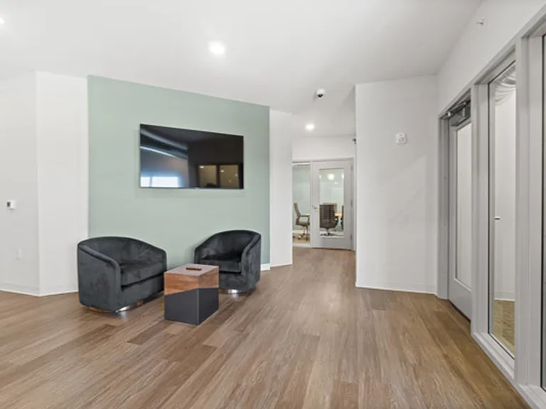 Green Park Apartment Living — Photo 27