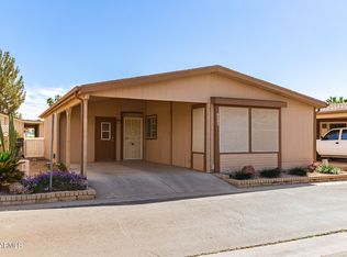 6082 S Pinehurst Dr, Chandler, AZ 85249