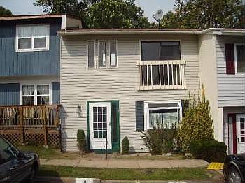 1st image of 21 Wayside Ct