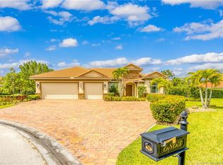 6863 SE Pierre Cir, Stuart, FL 34997