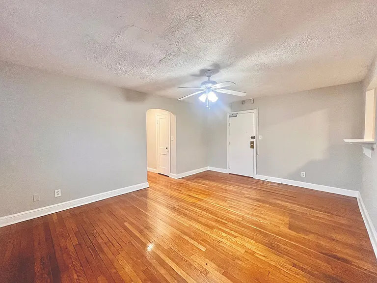 220 Allison St NW — Photo 6