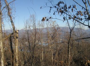 68 Eagles View Rd, Hayesville, NC 28904