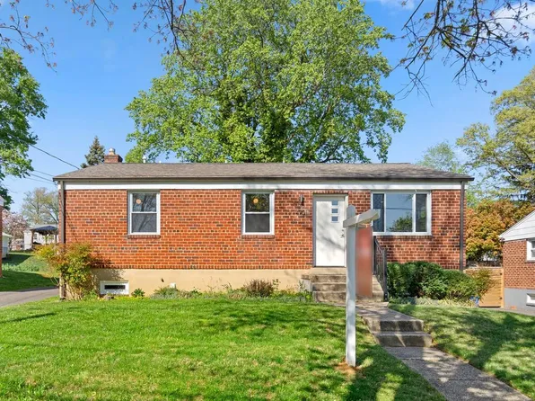 4701 Olden Rd #2, Rockville, MD 20852