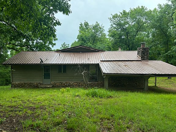 3rd image of 21090 Greycliff Rd