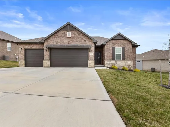 3225 N 109th Pl, Kansas City, KS 66109