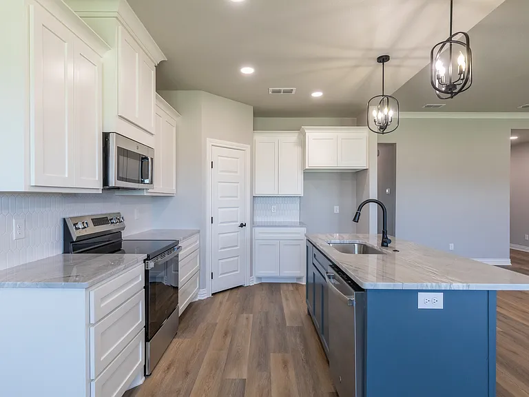 7701 Sawdust Trl — Photo 9