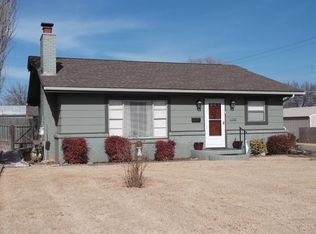 1302 Choctaw St, Alva, OK 73717