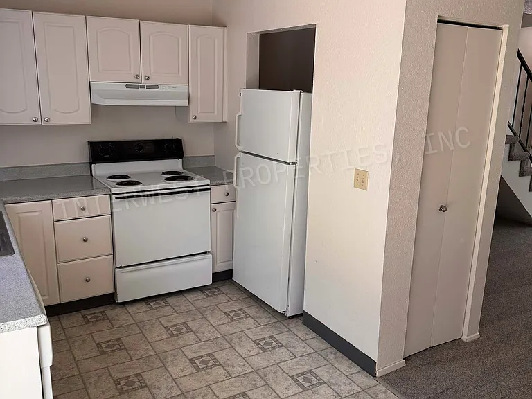 16705 NE Halsey St #108 — Photo 10