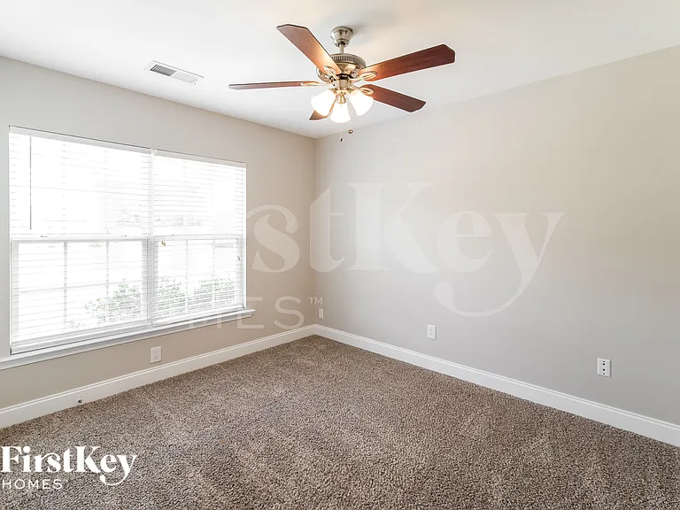 108 Farm Quarters Dr — Photo 12