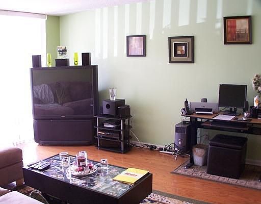 3rd image of 649 E Sheridan St APT 109