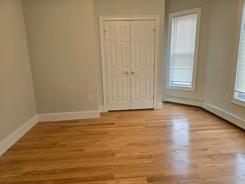 58 Hawthorne St #2 Photo 1